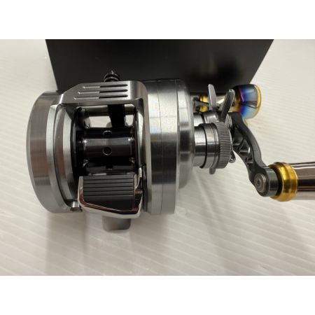 σσ SHIMANO シマノ 20カルカッタコンクエストDC200HG 美品 程度A リブレ100付き 純正ハンドル付き 04039