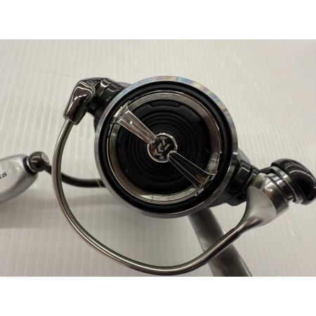 σσ DAIWA ダイワ 18カルディアLT2000S 美品 程度A SLPハンドルノブ付き 056036