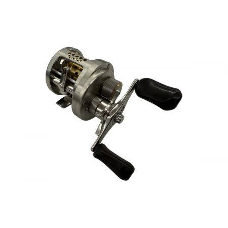 σσ SHIMANO シマノ 04カルカッタコンクエスト 101DC キズ有 程度B 01866