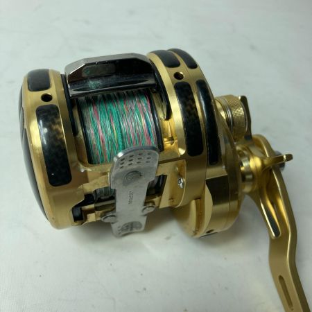 SHIMANO シマノ ベイトリール 16オシアコンクエスト 300PG 03592 カーボンステッカー 本体のみ