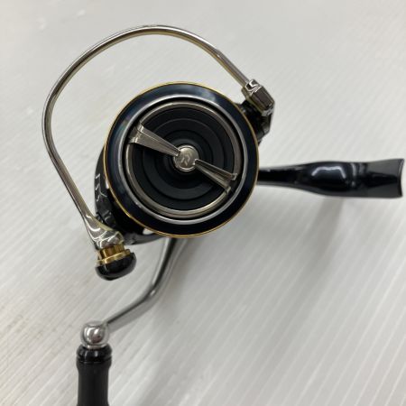 σσ DAIWA ダイワ スピニングリール DAIWA 00060051 19セルテートLT3000-XH 使用感有 程度B 00060051
