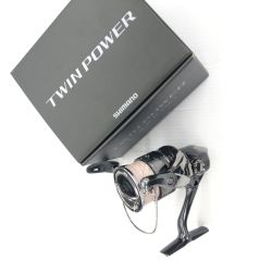 σσ SHIMANO シマノ スピニングリール  24ツインパワーC3000XG 美品 程度A 046826 Aランク