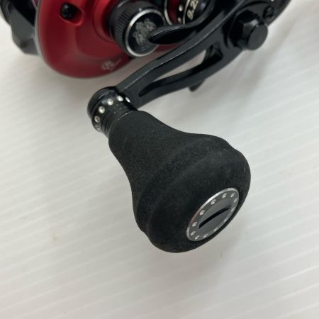 σσ Abu Garcia アブガルシア ベイトリール BEAST 40 ROCKE