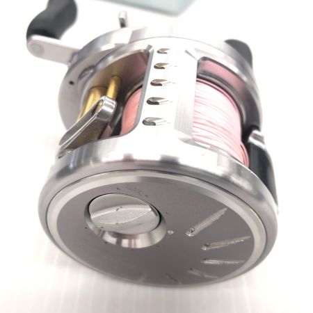 σσ SHIMANO シマノ  ベイトリール  09カルカッタコンクエスト 200DC キズ有 程度B 09カルカッタコンクエスト 200DC