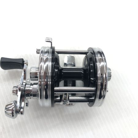 σσ ABU  ベイトリール アンバサダー5000C 75周年記念モデル 美品 程度A 235/1500 0500005