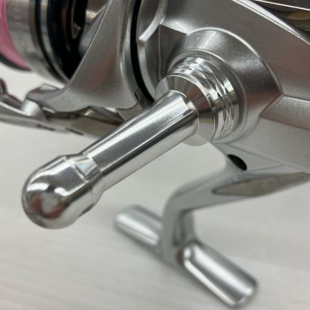 σσ SHIMANO シマノ 19ストラディック3000MHG 04021 ゴメクサスリールスタンド付き