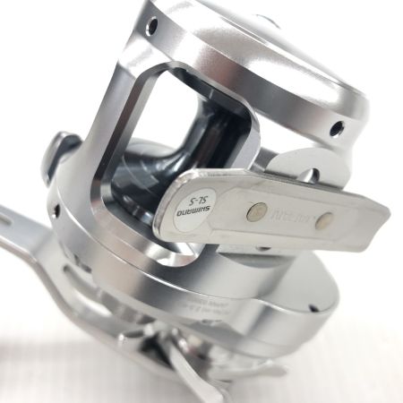 σσ SHIMANO シマノ ベイトリール  17 オシアジガー 1501HG 美品 程度A 箱付 ハンドルノブAE82付き 03668