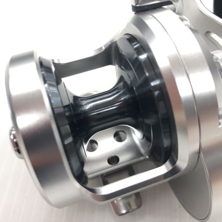 σσ SHIMANO シマノ ベイトリール  17 オシアジガー 1501HG 美品 程度A 箱付 ハンドルノブAE82付き 03668