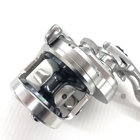 σσ SHIMANO シマノ  ベイトリール 17 オシアジガー 1501HG 程度B 箱付 ハンドルノブAE82付き 03668