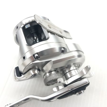 σσ SHIMANO シマノ  ベイトリール 17 オシアジガー 1501HG 程度B 箱付 ハンドルノブAE82付き 03668