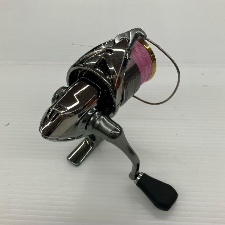 σσ SHIMANO シマノ 18ステラ C3000XG スプールは2500S 03805 - 中古