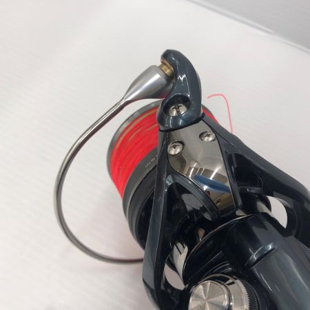 σσ DAIWA ダイワ スピニングリール 18パワーサーフSS 4000QD 059396