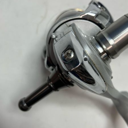 DAIWA ダイワ リール スピニングリール 07ルビアス 2000 055453 RSCハンドルノブ・リールスタンド付属