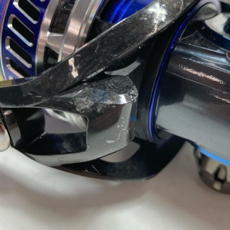 DAIWA ダイワ スピニングリール　10ソルティガ4500 059505 リールポーチ付