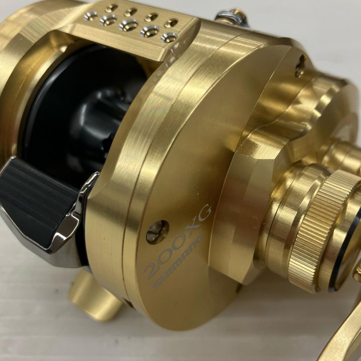σσ SHIMANO シマノ 22カルカッタコンクエスト200XG 044402 - 中古釣り