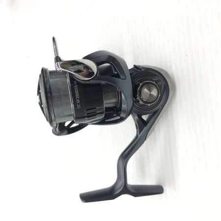 σσ SHIMANO シマノ スピニングリール SHIMANO 046772 24ツインパワー C2500SXG 美品 程度A 箱付 046772