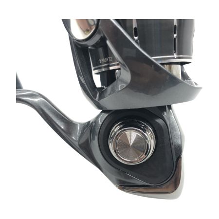 σσ SHIMANO シマノ スピニングリール SHIMANO 046772 24ツインパワー C2500SXG 美品 程度A 箱付 046772