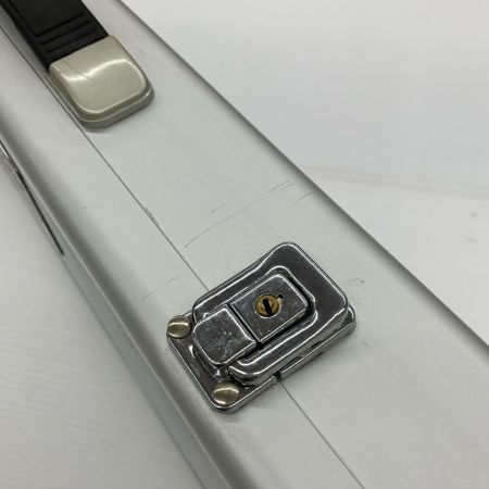 σσ  アルミケース 釣り竿入れ