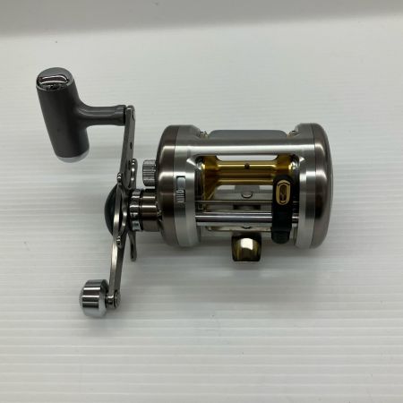 σσ DAIWA ダイワ ミリオネアCV-X 300 程度B 613838