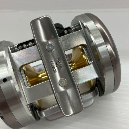 σσ DAIWA ダイワ ミリオネアCV-X 300 程度B 613838