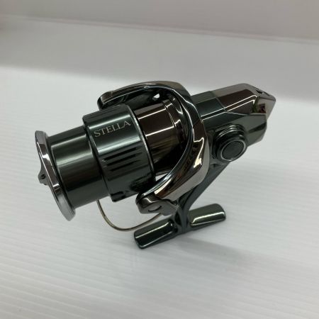 SHIMANO シマノ スピニングリール ステラ C3000MHG 美品 程度A 箱・取説付 043917