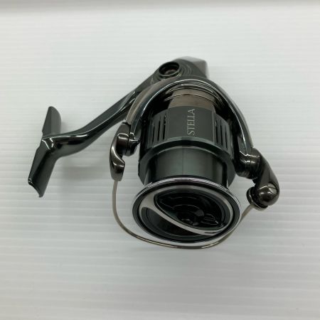 SHIMANO シマノ スピニングリール ステラ C3000MHG 美品 程度A 箱・取説付 043917