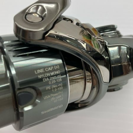 SHIMANO シマノ スピニングリール ステラ C3000MHG 美品 程度A 箱・取説付 043917