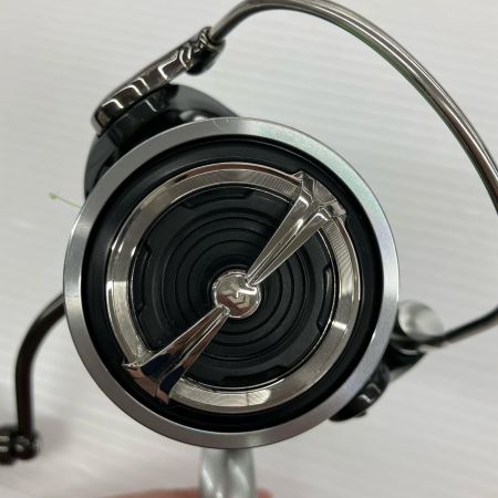 DAIWA ダイワ スピニングリール 18カルディア LT5000S-CXH キズ有 箱付 056049