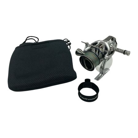 σσ SHIMANO シマノ スピニングリール  23ストラディック 3000MHG ハンドルノブゴメクサス/リールスタンド付き 045874