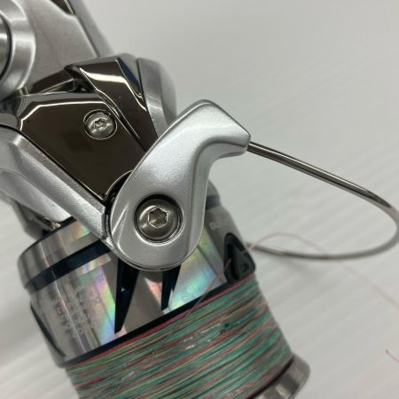 SHIMANO シマノ スピニングリール  23ストラディック 3000MHG ハンドルノブゴメクサス/リールスタンド付き 045874