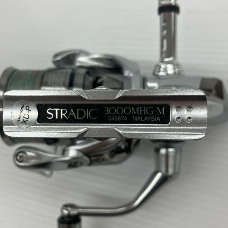 SHIMANO シマノ スピニングリール  23ストラディック 3000MHG ハンドルノブゴメクサス/リールスタンド付き 045874