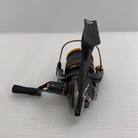 σσ SHIMANO シマノ スピニングリール 21ソアレXR C2000SSPG 044273