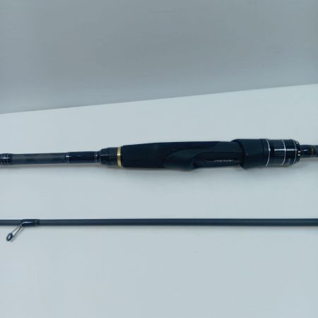 Abu Garcia アブガルシア ロッド ルアーロッド Abu Garcia STRS-702M-KR ソルティースタイル ロックフィッシュ 程度B STRS-702M-KR