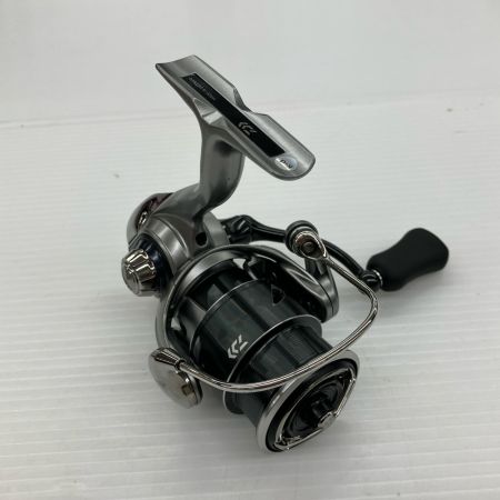 σσ DAIWA ダイワ スピニングリール 25カルディア FC LT2000S キズ有 00060401