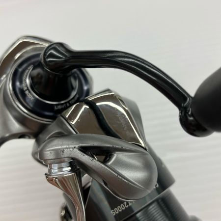 σσ DAIWA ダイワ スピニングリール 25カルディア FC LT2000S キズ有 00060401