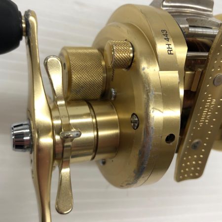 σσ SHIMANO シマノ 両軸リール カルカッタコンクエスト101
