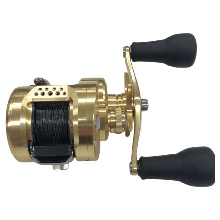 σσ SHIMANO シマノ ベイトリール 23カルカッタコンクエストMD 300XGLH 045935