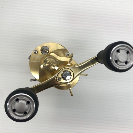 σσ SHIMANO シマノ ベイトリール 23カルカッタコンクエストMD 300XGLH 045935