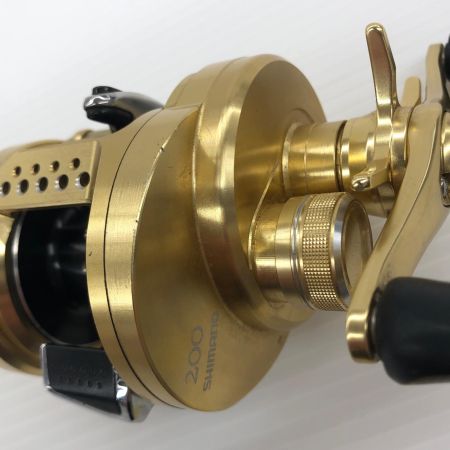σσ SHIMANO シマノ ベイトリール 14カルカッタコンクエスト 200 03204