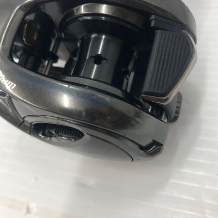 σσ SHIMANO シマノ ベイトリール 20メタニウムHG R 04114