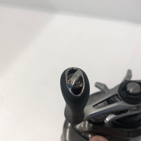 σσ SHIMANO シマノ ベイトリール 20メタニウムHG R 04114