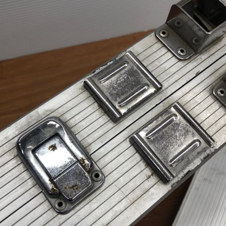 σσ DAIWA ダイワ 釣台 スーパー銀閣 サイドテーブル付き