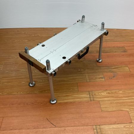 σσ DAIWA ダイワ 釣台 スリム銀閣 使用感有