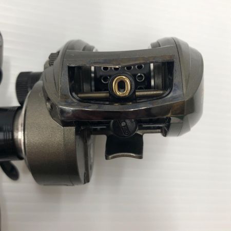 σσ ABU ベイトリール REVO LT 