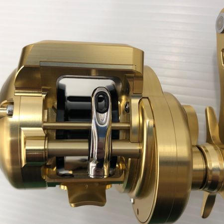 σσ SHIMANO シマノ ベイトリール 18オシアコンクエストCT 201HG キズ有 箱付 03818