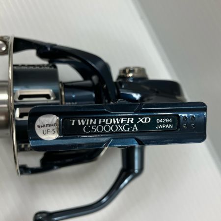 σσ SHIMANO シマノ スピニングリール 21ツインパワーXD C5000XG ハンドルノブキズ多数 04294