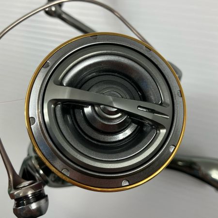 σσ SHIMANO シマノ スピニングリール 18ステラ C5000XG  03811