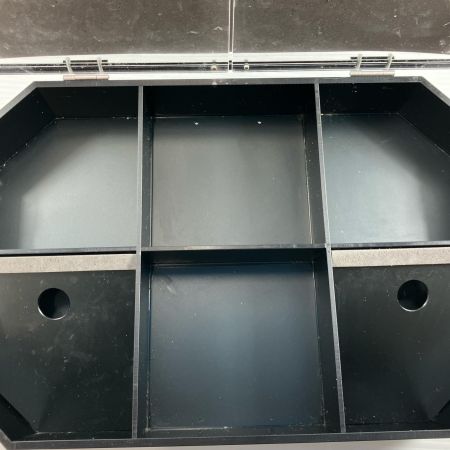 σσ ヴァルケイン ルアーケース カスタムトレイ 