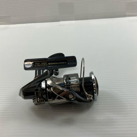 σσ SHIMANO シマノ スピニングリール 24ツインパワー C3000XG 箱付 046826