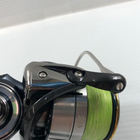 DAIWA ダイワ スピニングリール 19セルテート LT4000-CXH 使用感有 00060053